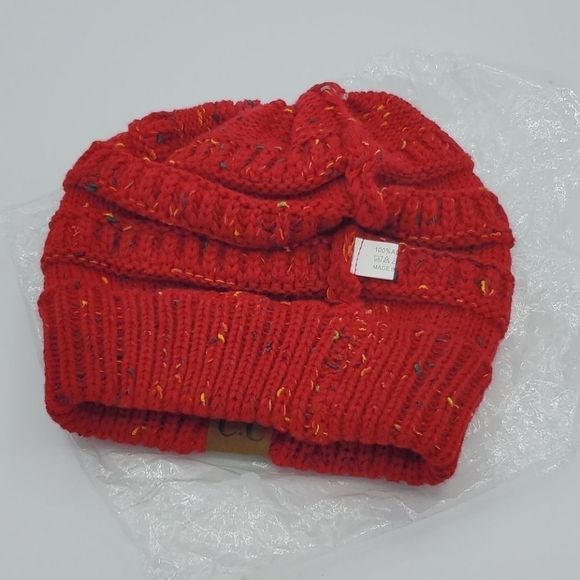 C.C Ponytail Red Confetti Beanie Hat NWT - Picture 4 of 5